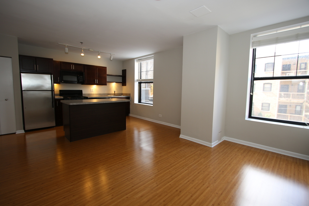 415 West Belmont Avenue - Photo 5