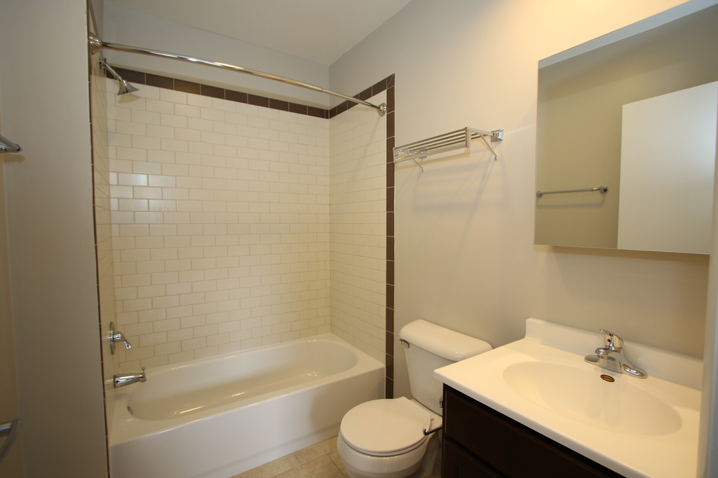 415 West Belmont Avenue - Photo 7