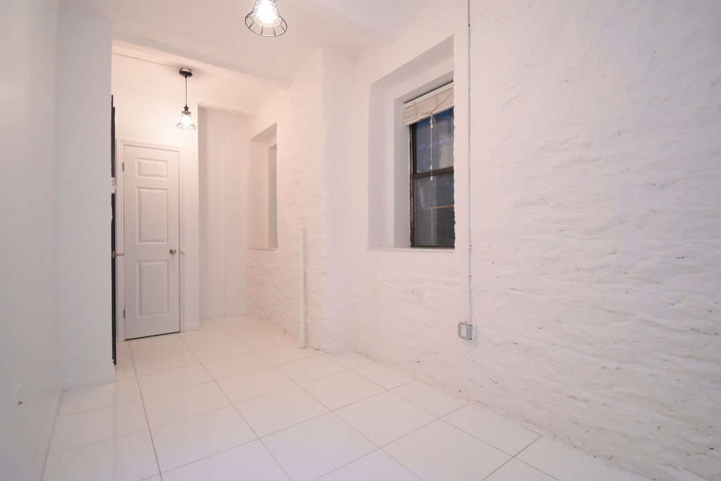 309 W 111th St - Photo 11