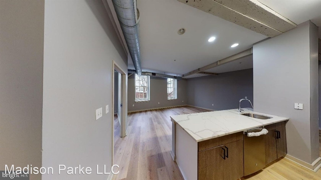 1011 N Hancock St - Photo 13