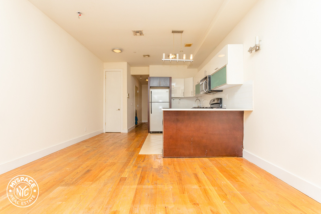 1263 Broadway - Photo 3