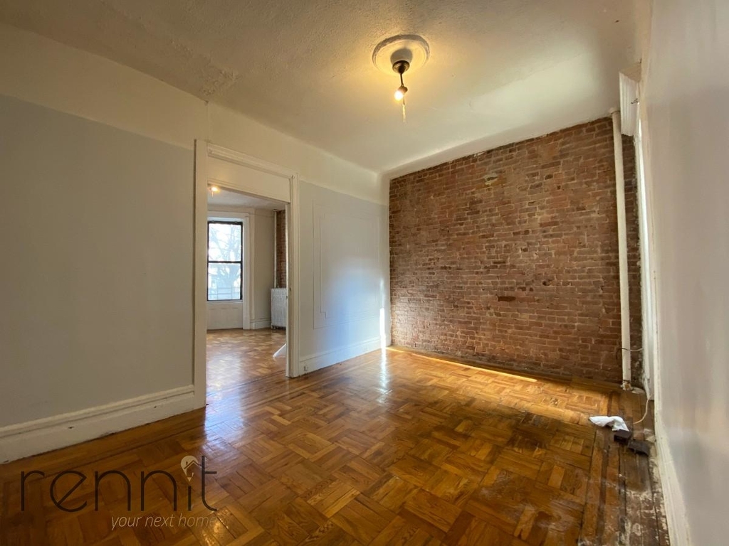 1054 Bergen Street - Photo 9