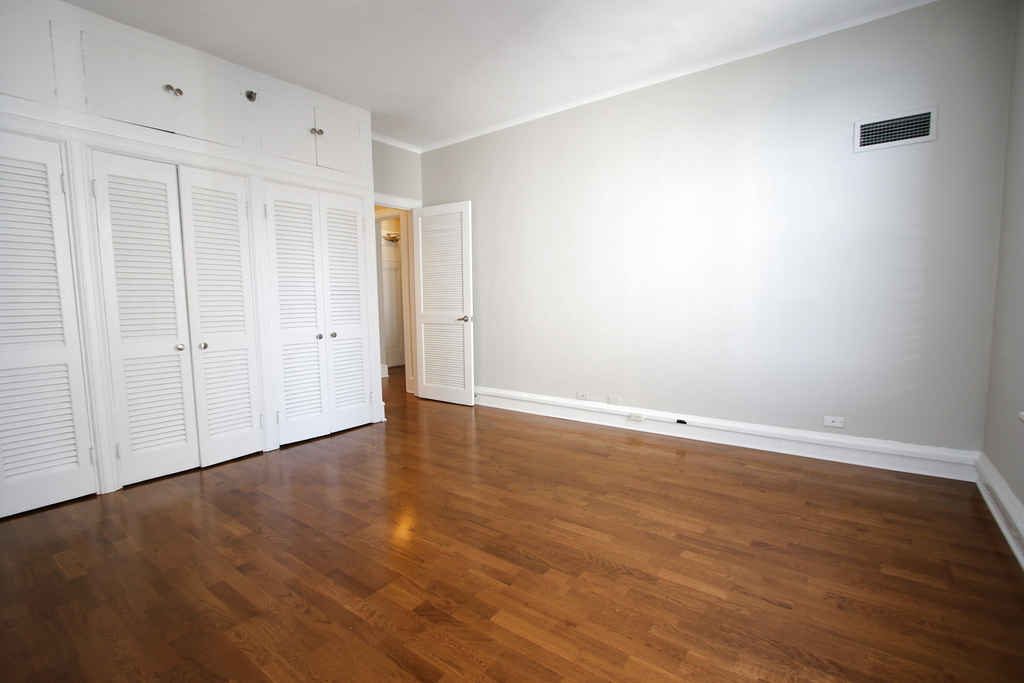 415 West Belmont Avenue - Photo 6