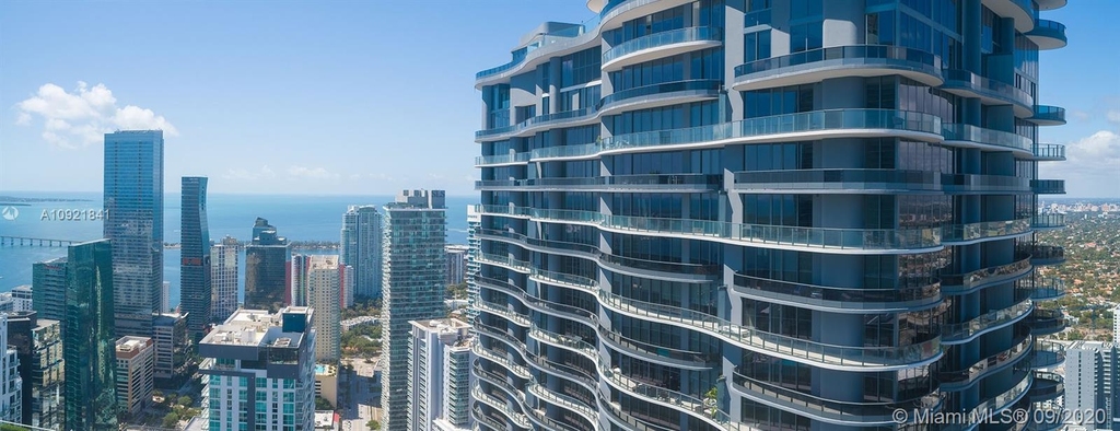 1000 Brickell Plz - Photo 10