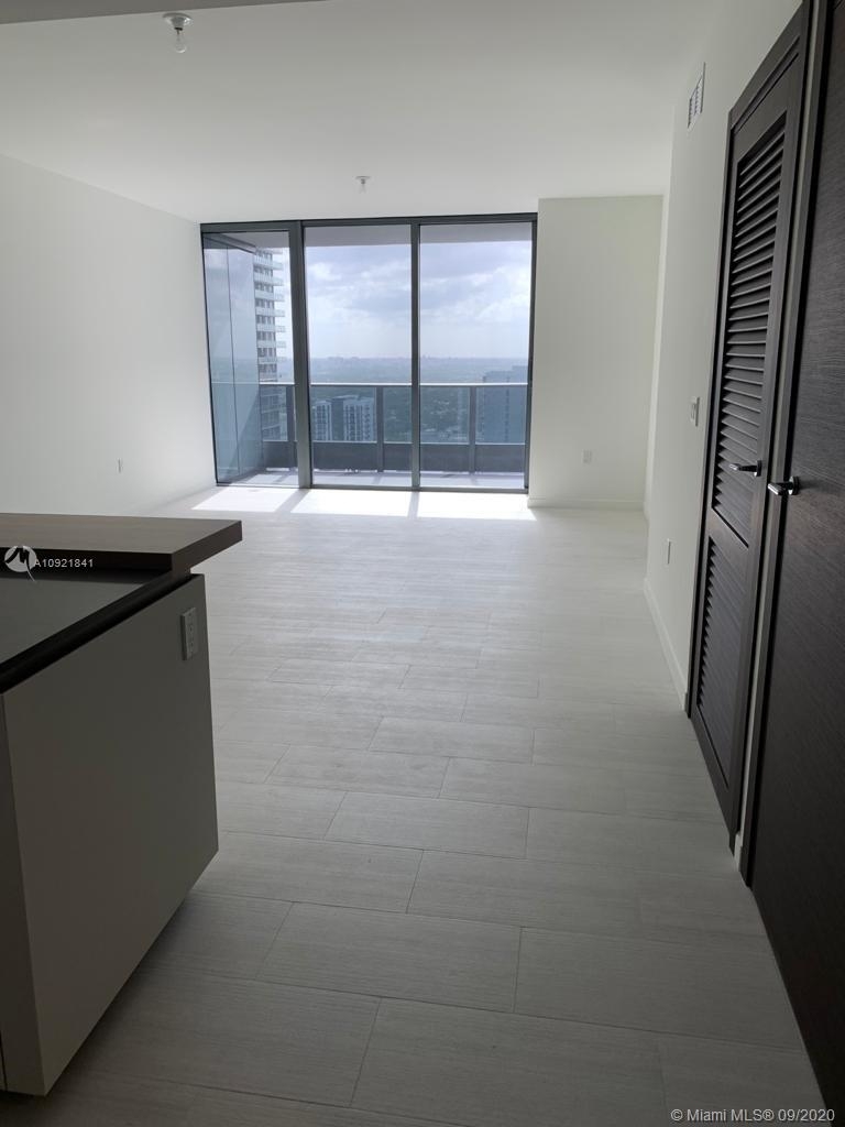 1000 Brickell Plz - Photo 1