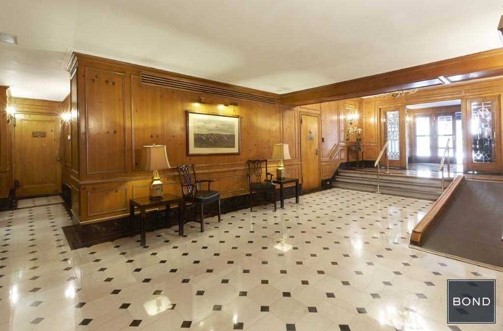 157 East 72nd Street - Photo 5