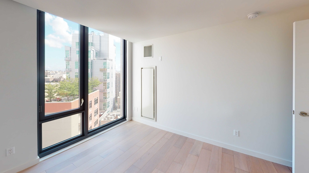 500 Metropolitan Avenue - Photo 0