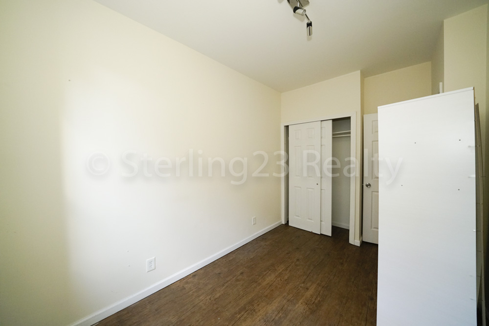 37-1 31st Avenue - Photo 4