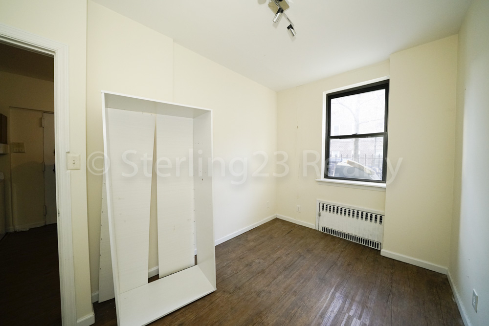 37-1 31st Avenue - Photo 3