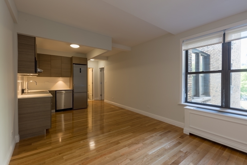 210 West 70th Street - Photo 4