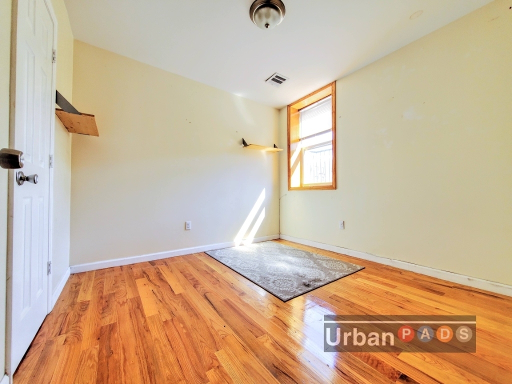 1111 St Johns Place - Photo 5