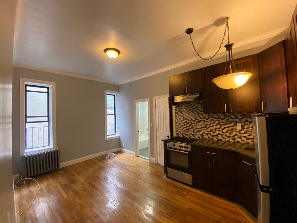 166 West 129th Street - Photo 6