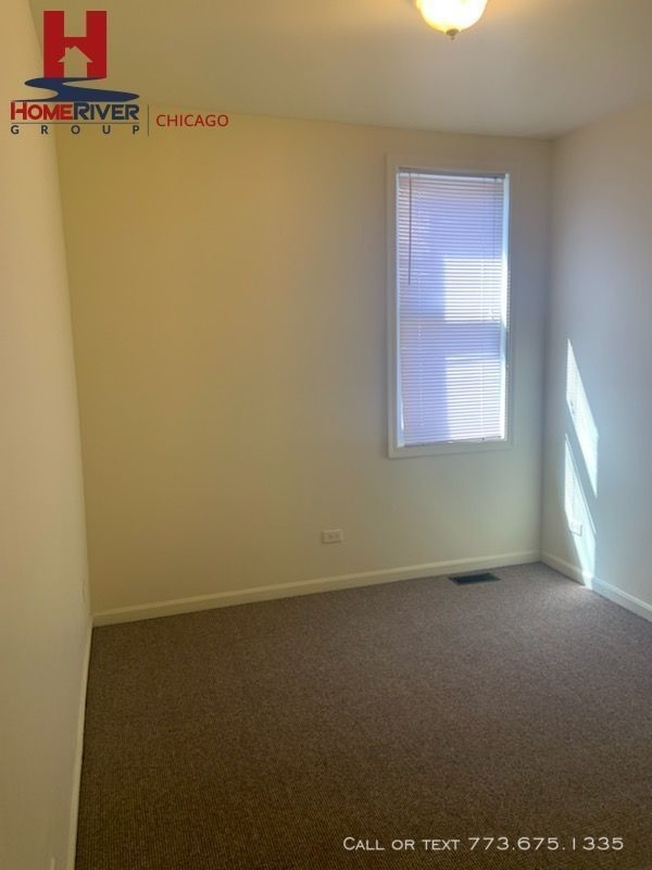 1415 E 62nd St Apt 2w - Photo 4