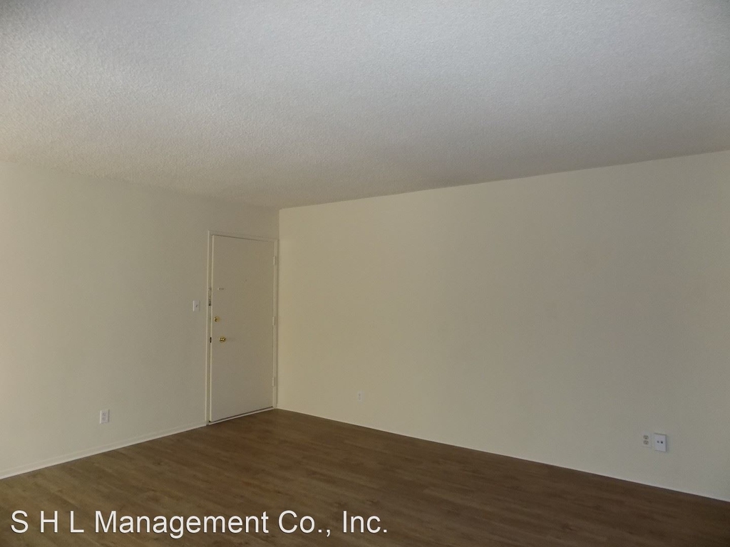 9819 Regent St. - Photo 23