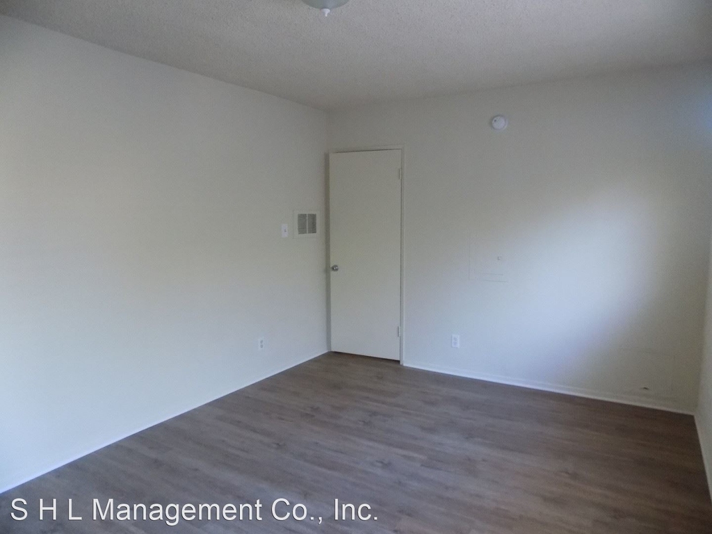 9819 Regent St. - Photo 21