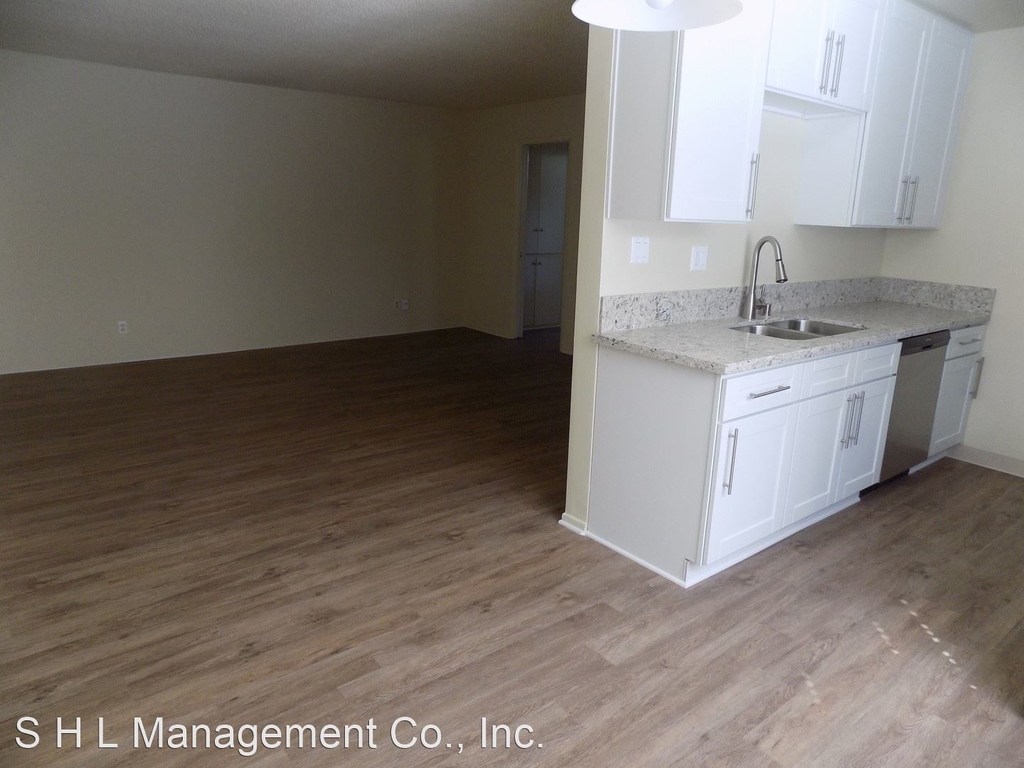 9819 Regent St. - Photo 20