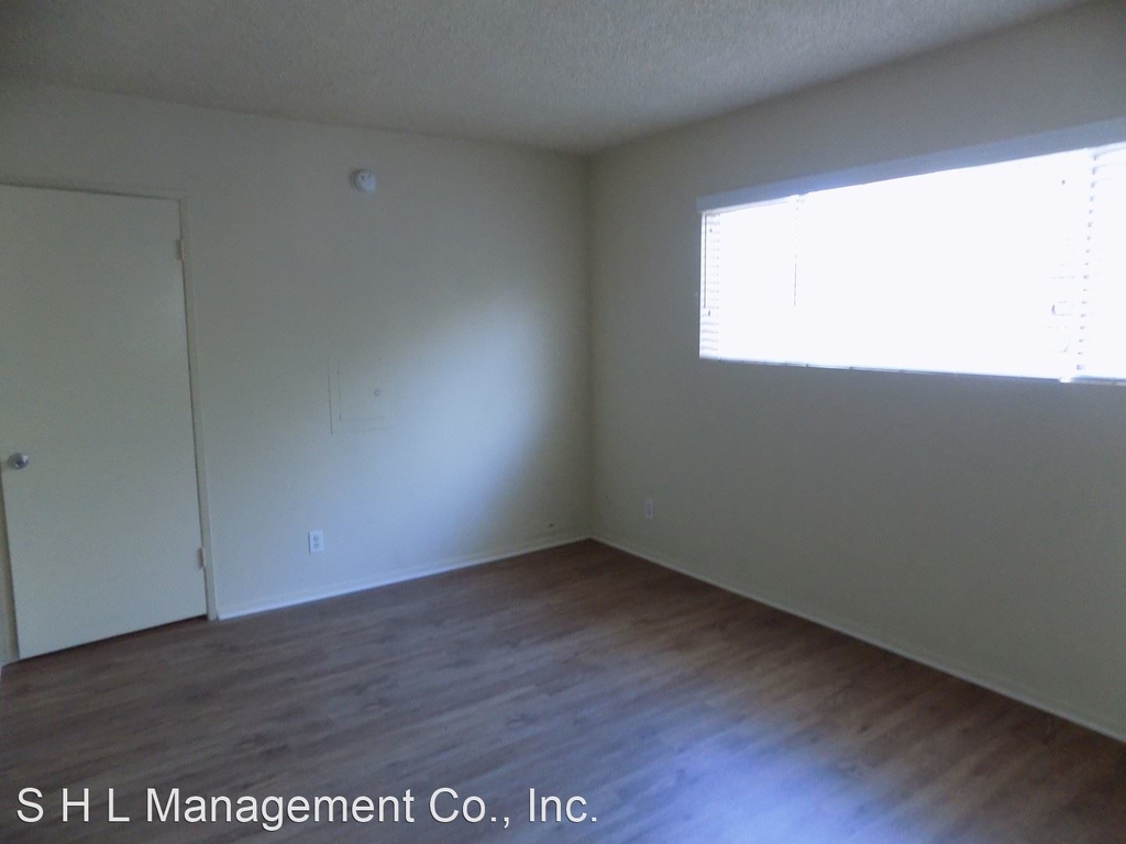 9819 Regent St. - Photo 28