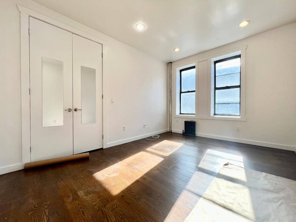 410 Eastern Parkway - Photo 9