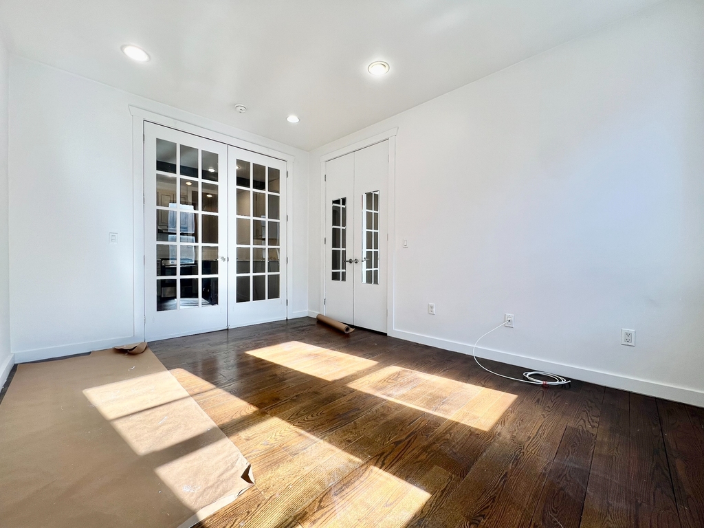 410 Eastern Parkway - Photo 8