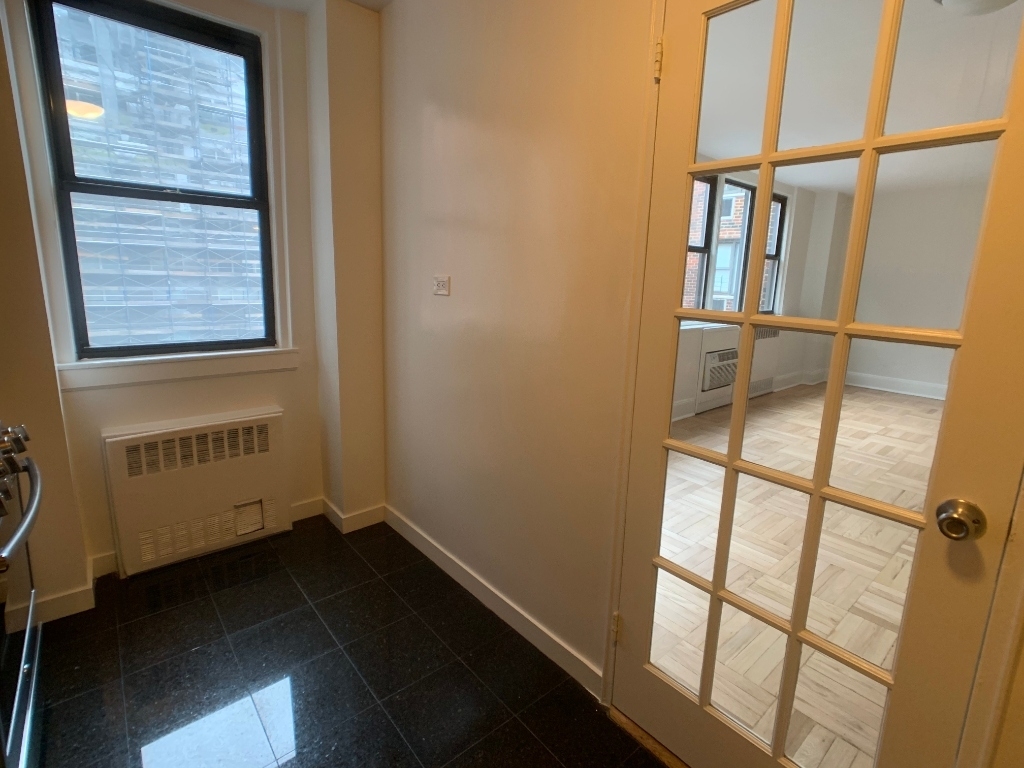 East 79th Street - Photo 5