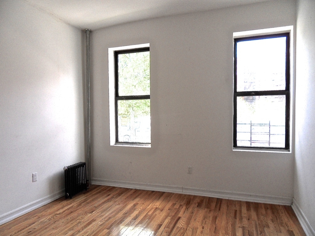 326 St Johns Place - Photo 3