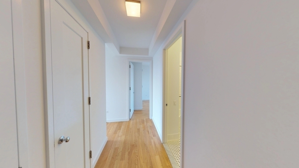 West 97 Street Columbus Avenue - Photo 3