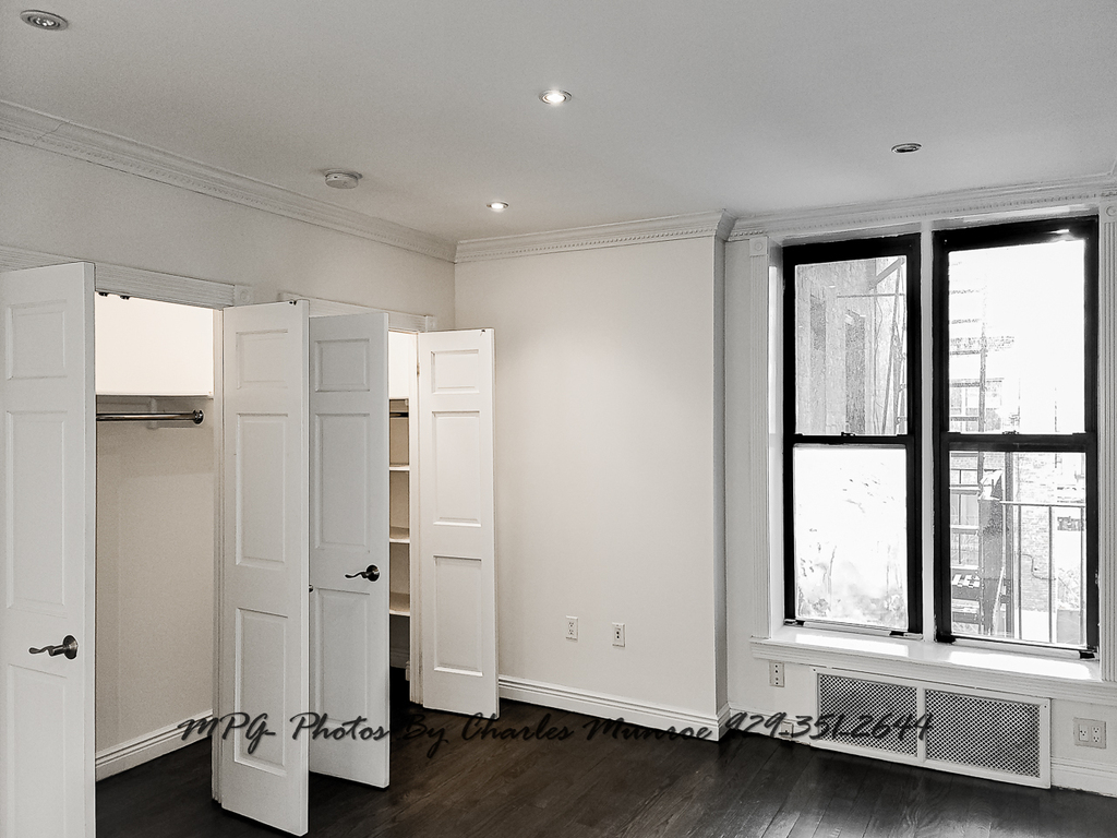 244 East 78th Street - Photo 3