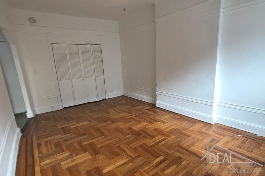 230 7th Avenue - Photo 2