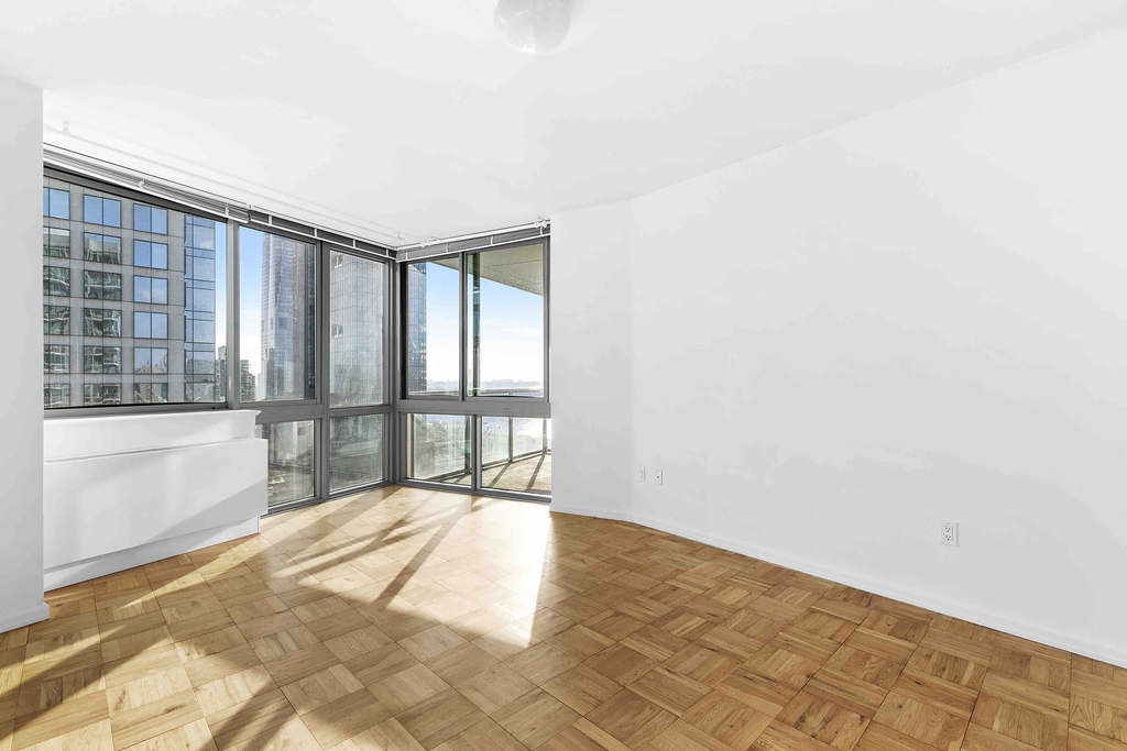 505 West 37th Street - Photo 0