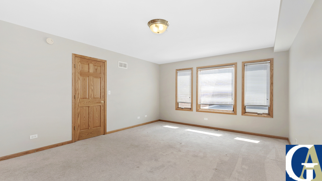 407 South Oak Park Avenue - Photo 14