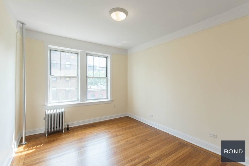 117 West 13th Street - Photo 4