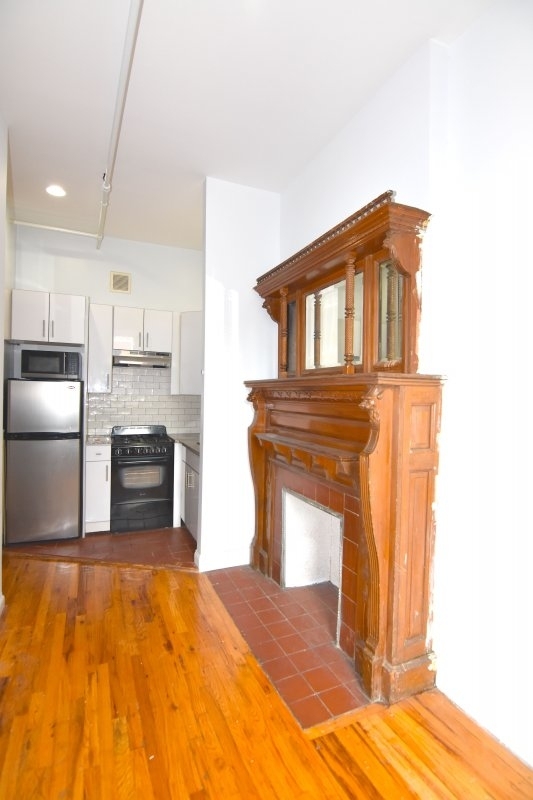 207 W 121st St - Photo 8