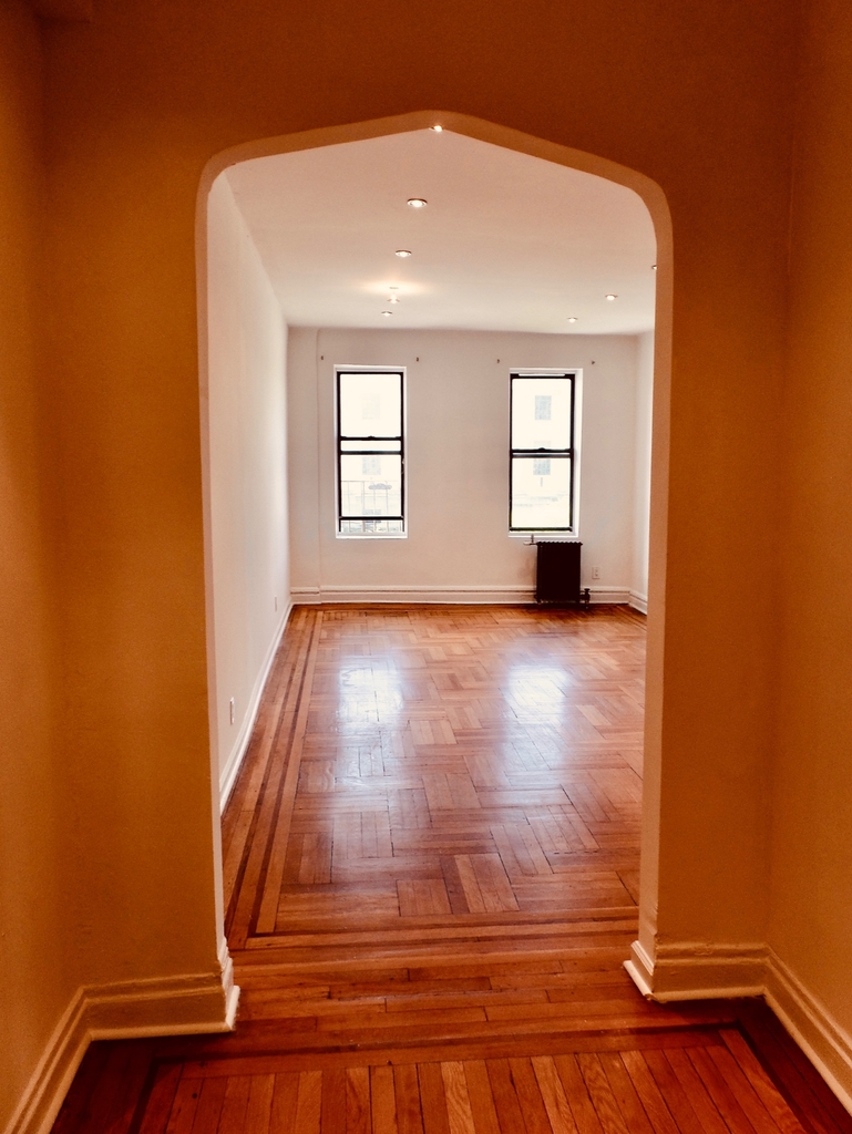 159 Eastern Parkway - Photo 9