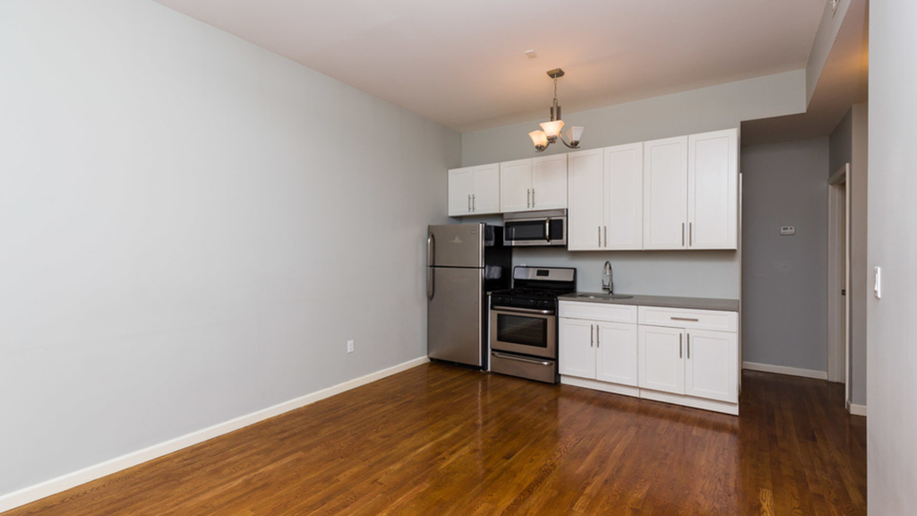 296 Cooper Street #2B - Photo 6