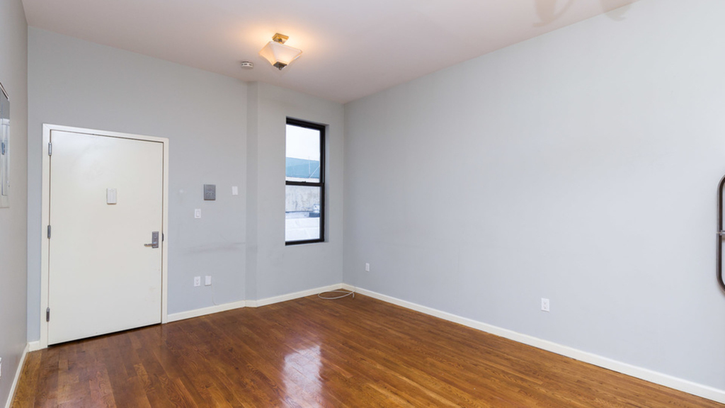 296 Cooper Street #2B - Photo 1