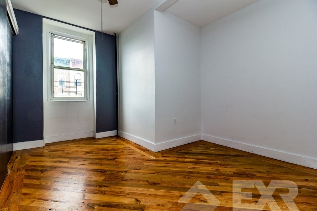 131 Linden Street - Photo 6