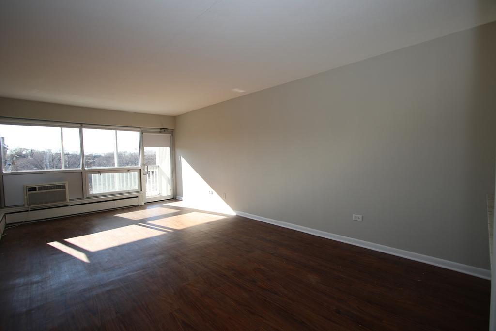 1704 North North Park Avenue - Photo 5