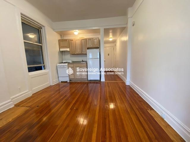 936 West End Avenue - Photo 1