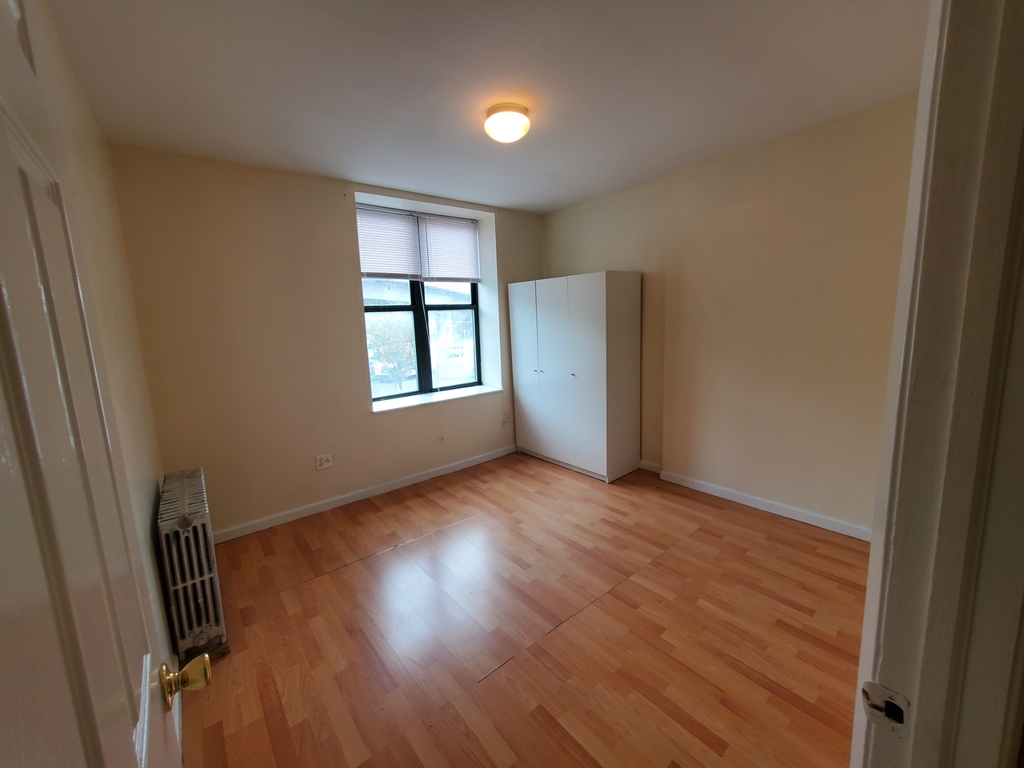 252 South 4th Street - Photo 3