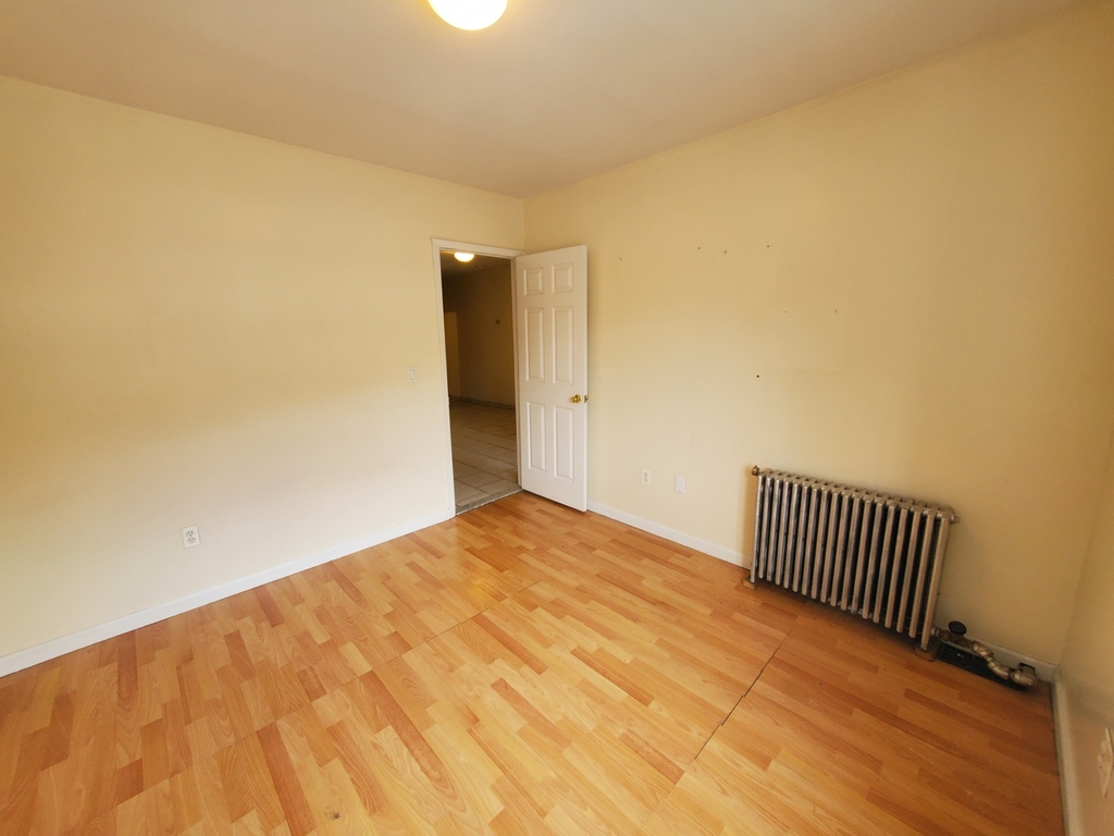 252 South 4th Street - Photo 4