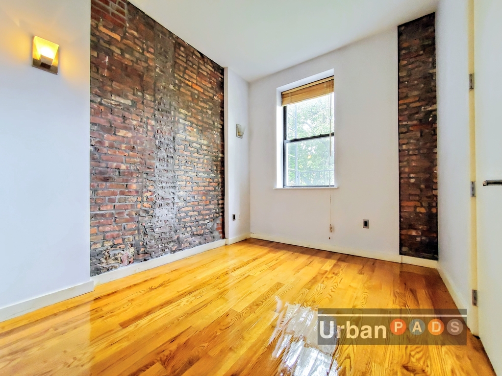 179 Putnam Avenue - Photo 3