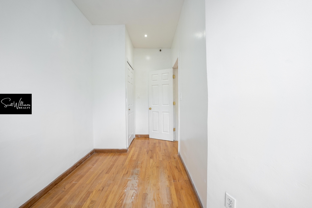 448 Hancock Street - Photo 6