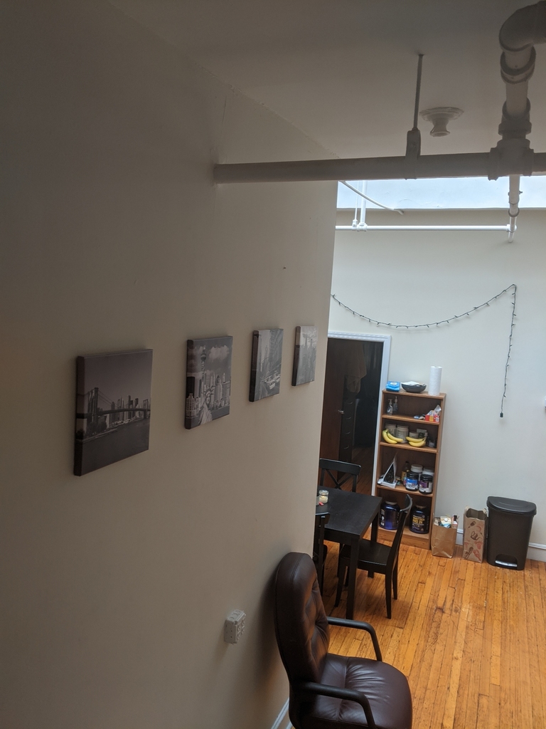 233 West 18th Street - Photo 0