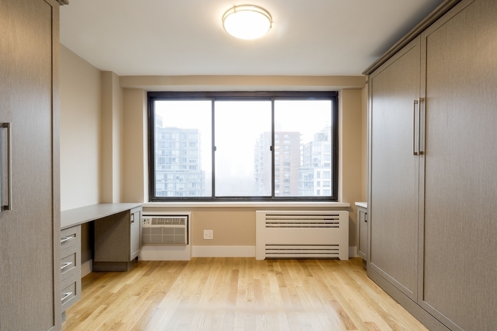 West 97th street and Columbus avenue! No Fees! - Photo 4
