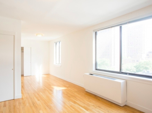 434 West 19th Street - Photo 3