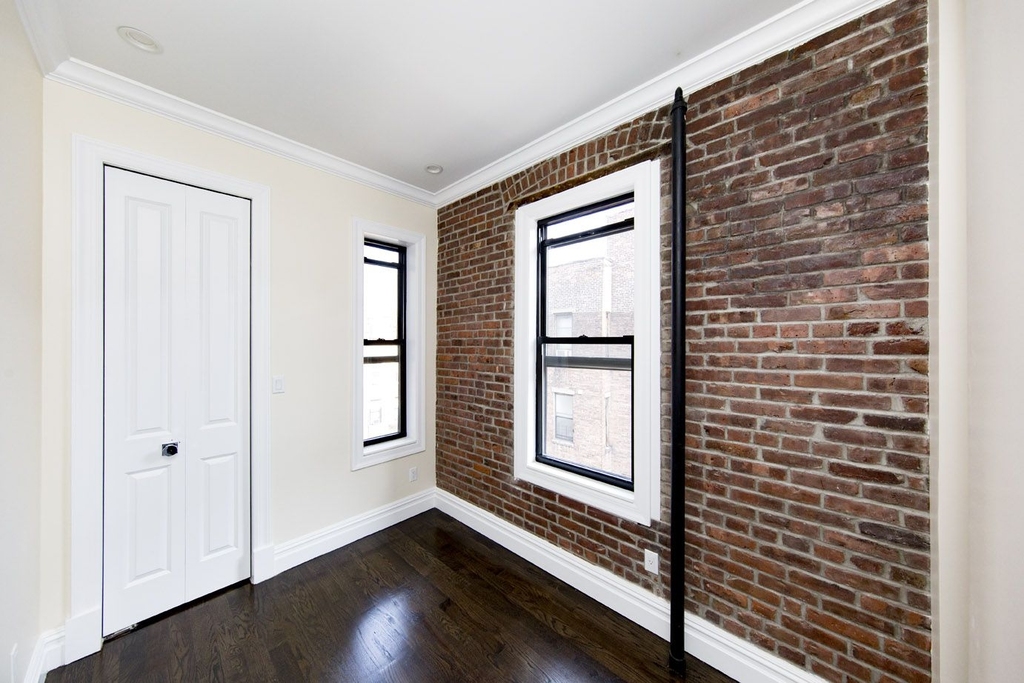 223 Mott Street - Photo 6