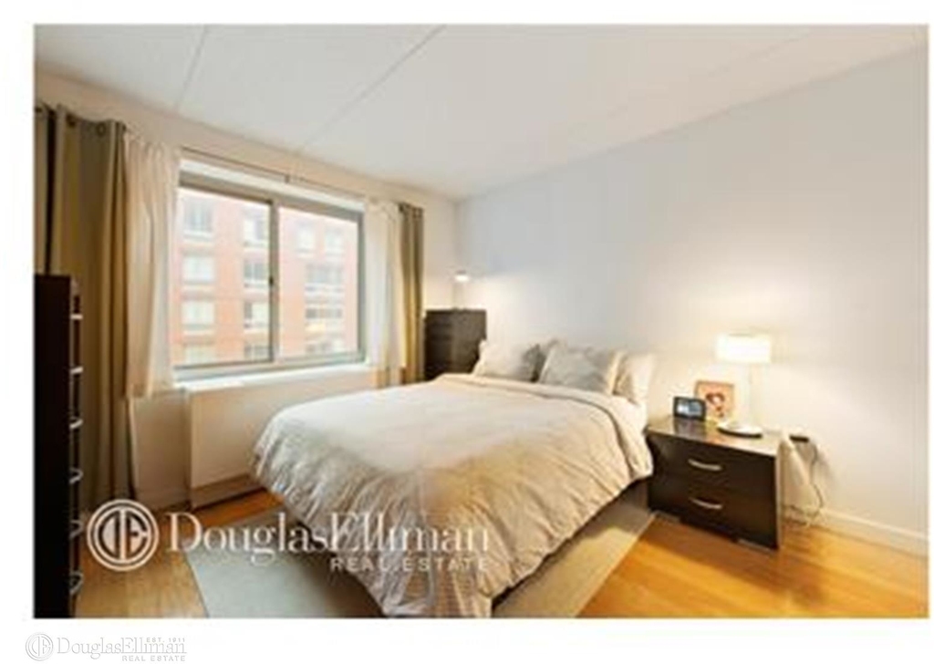 555 West 23rd St - Photo 2