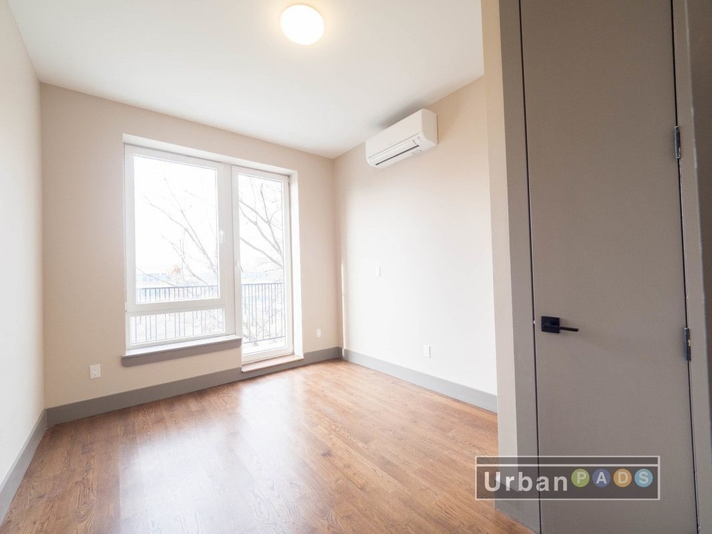 209 Troy Avenue - Photo 2