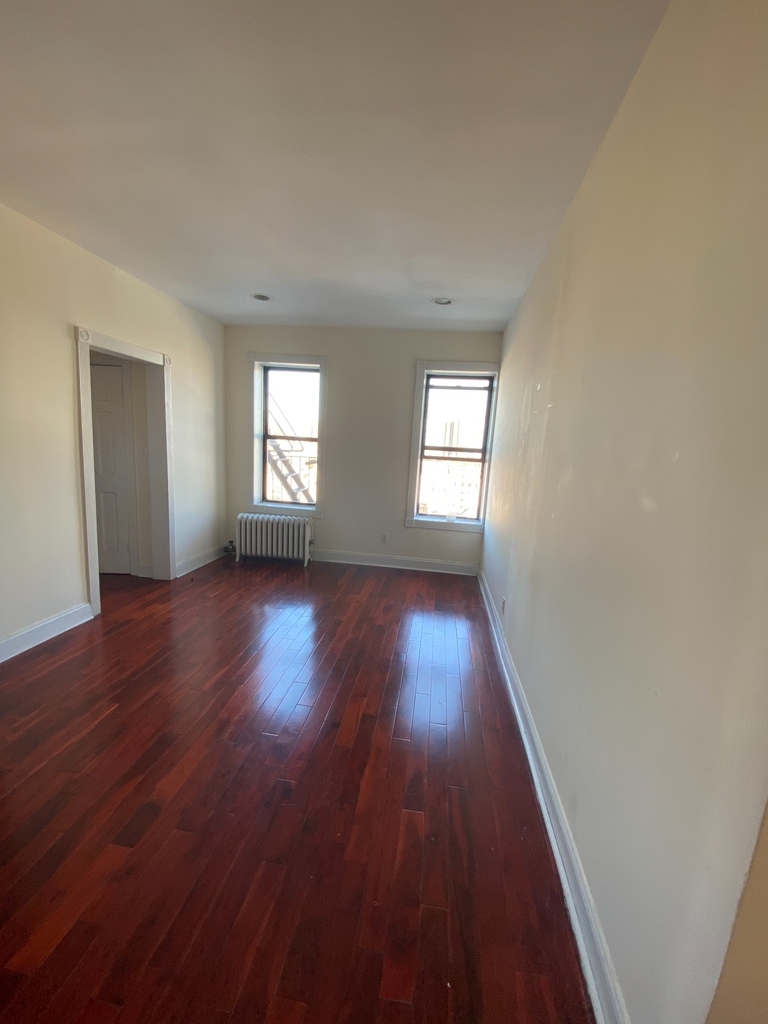 20 Magaw Place - Photo 1