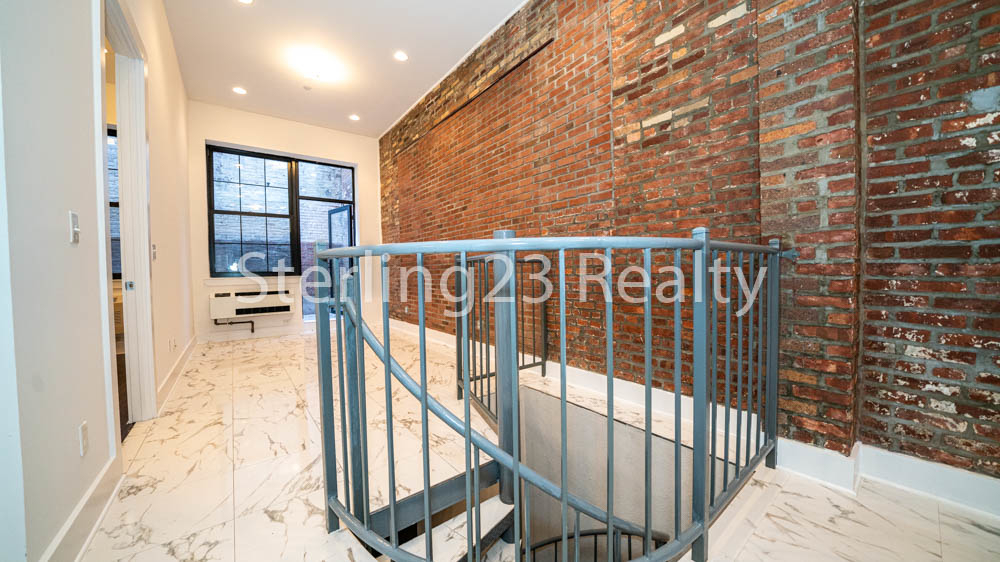 25-75 22nd Street - Photo 4